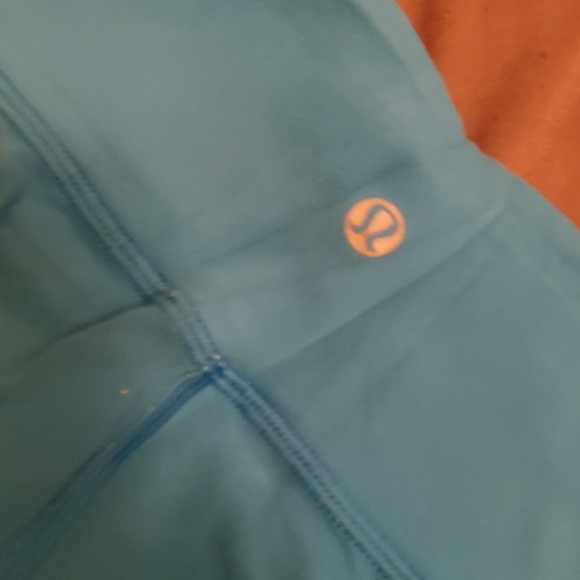 Lululemon crops reversible - Picture 3 of 5